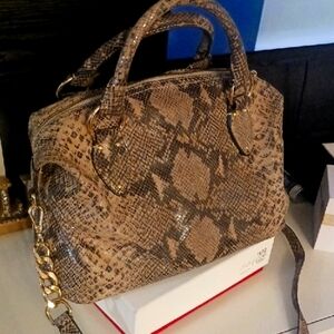 Michael kors <like new> Elegant Snake Print Handbag. Clean inside, no stains